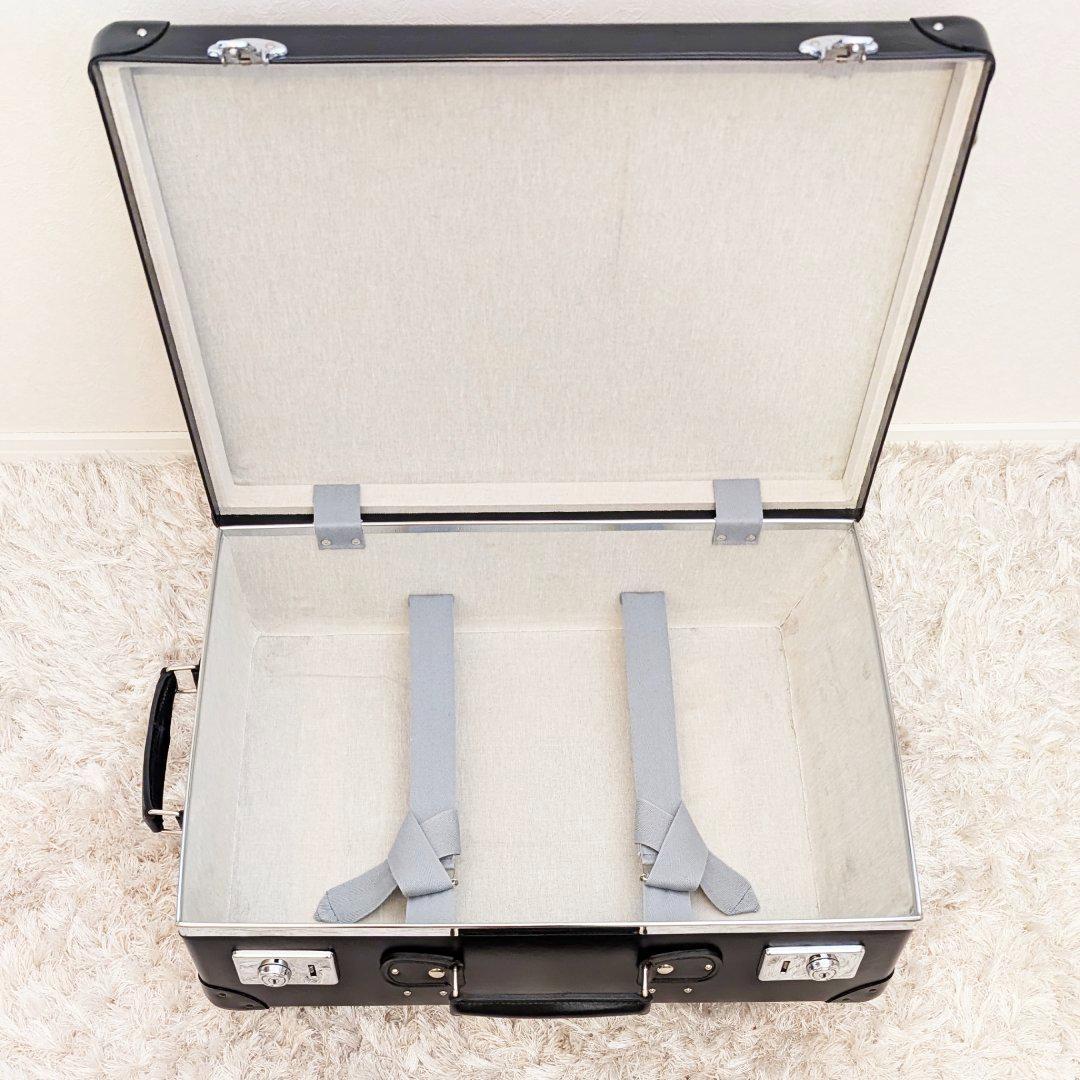 美品★グローブトロッター２輪／21インチ３５Ｌ中古トロリースーツケース鍵ベルト付