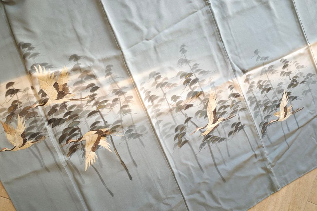 k*e様 【上質付け下げ】鶴文様・淡青グレー／美品／身丈165 裄68／品のある