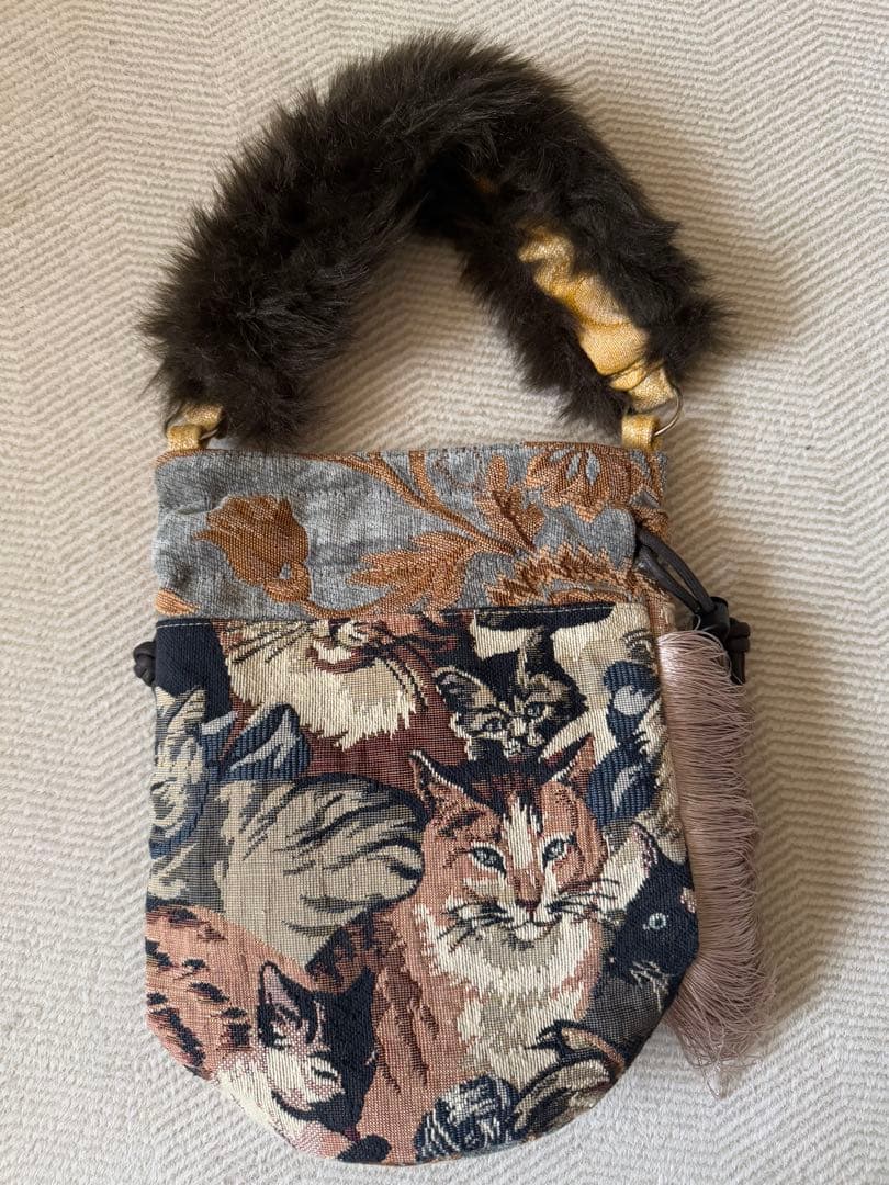 OMEAL THE KINCHAKU オミールザキンチャク　オミ巾　ネコ柄　巾着