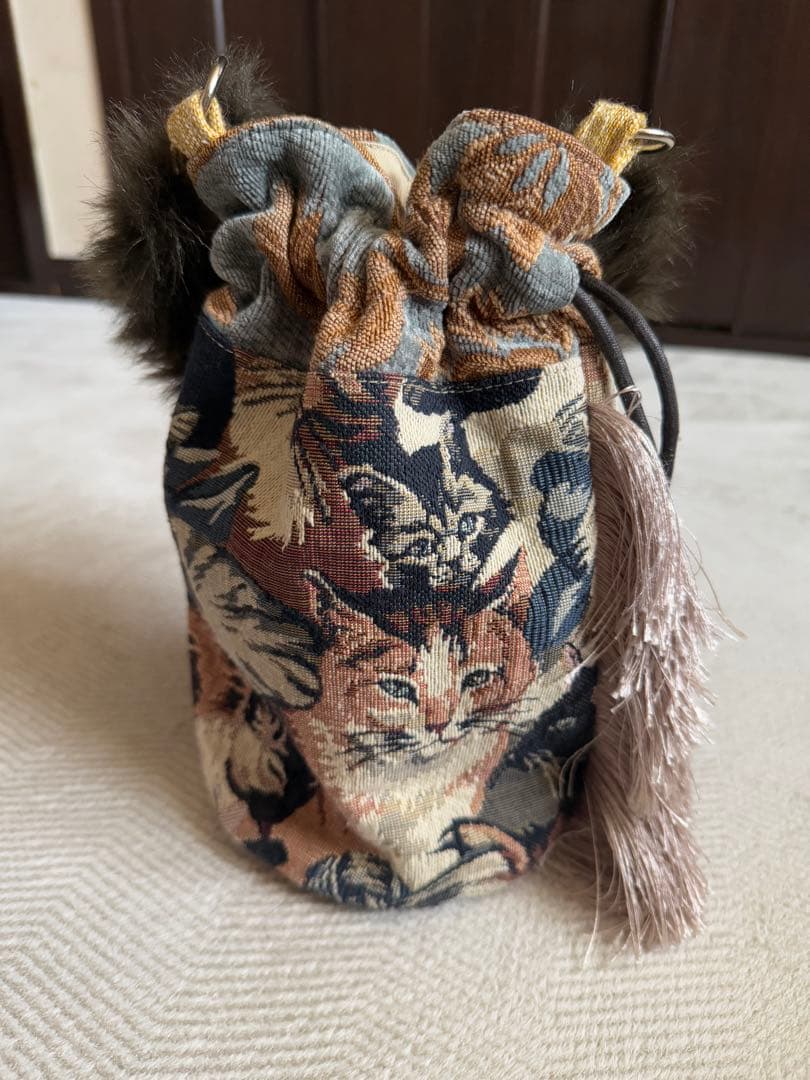 OMEAL THE KINCHAKU オミールザキンチャク　オミ巾　ネコ柄　巾着