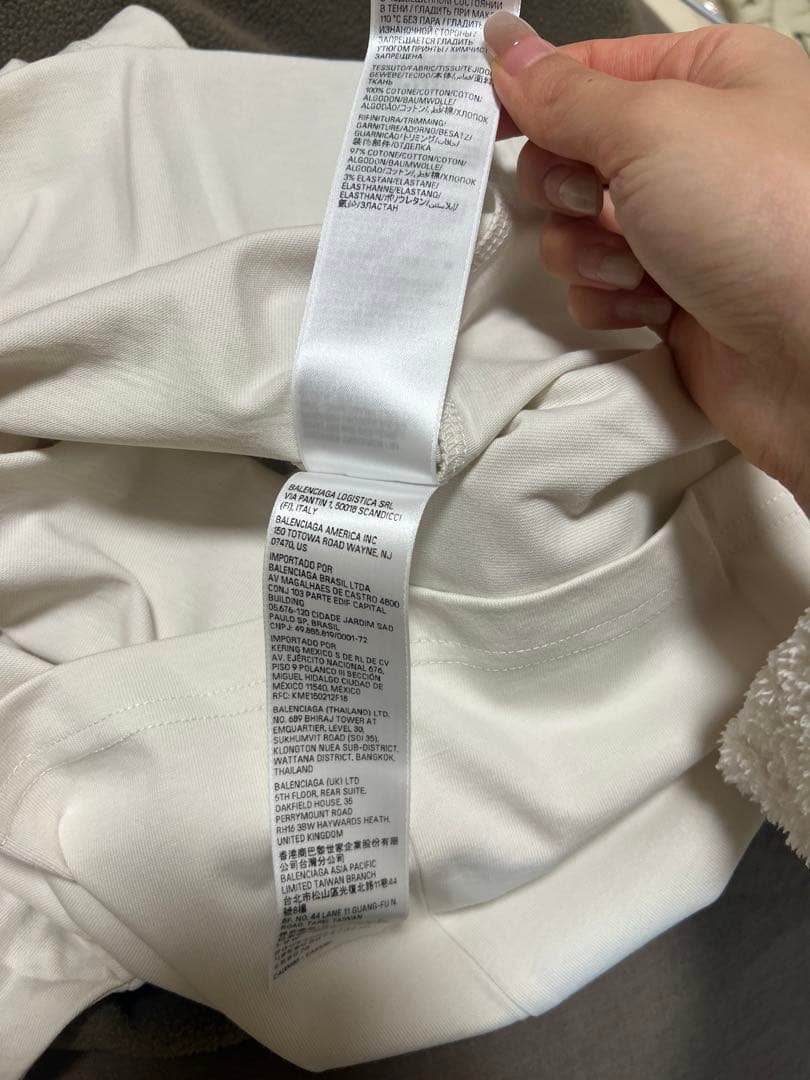 BALENCIAGA ロゴホワイト Tシャツ UNISEX