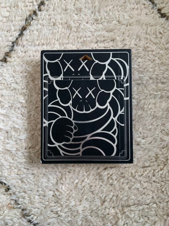 KAWS 初期アートブック　「C10 」