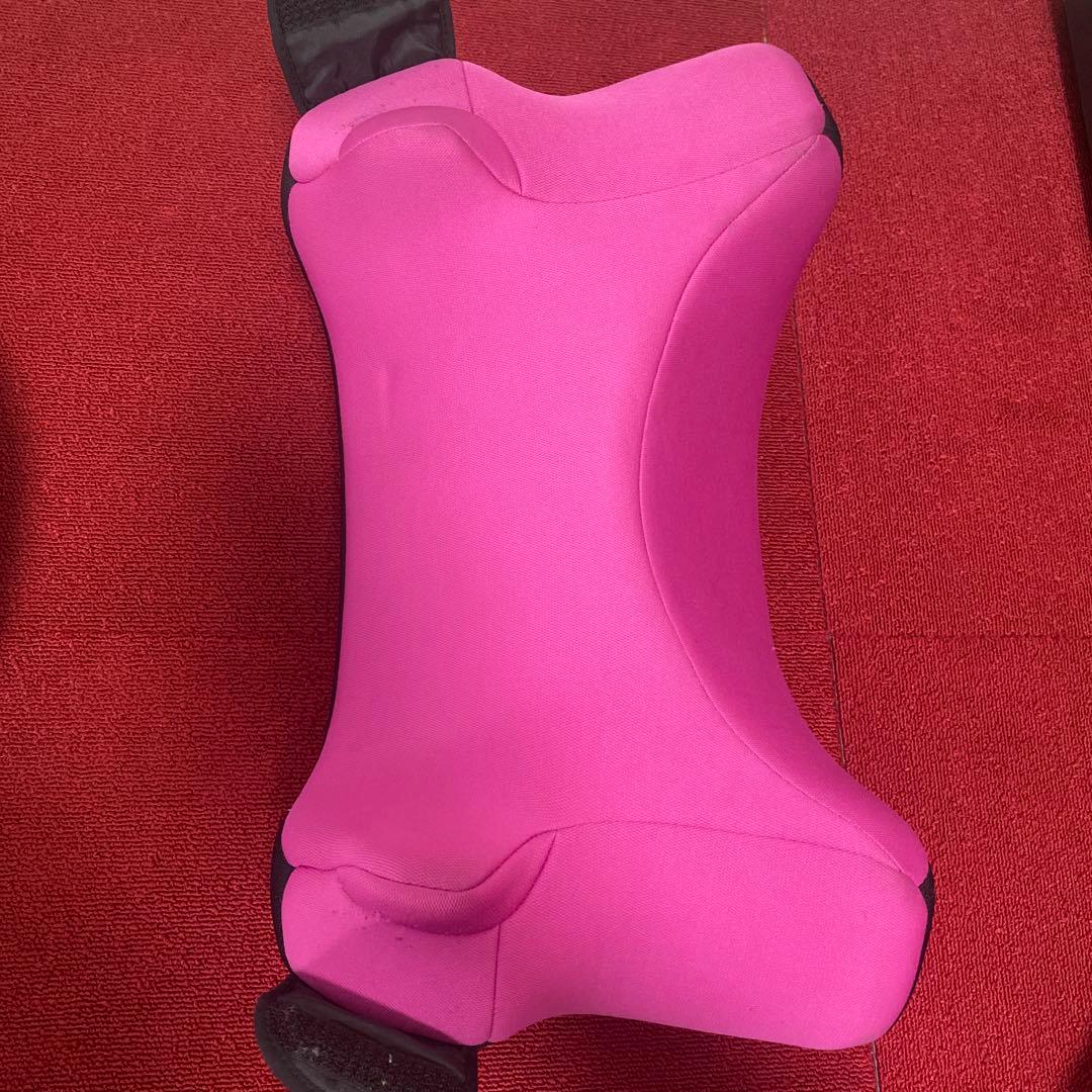 エールべべ　ジュニアシート　カーメイト