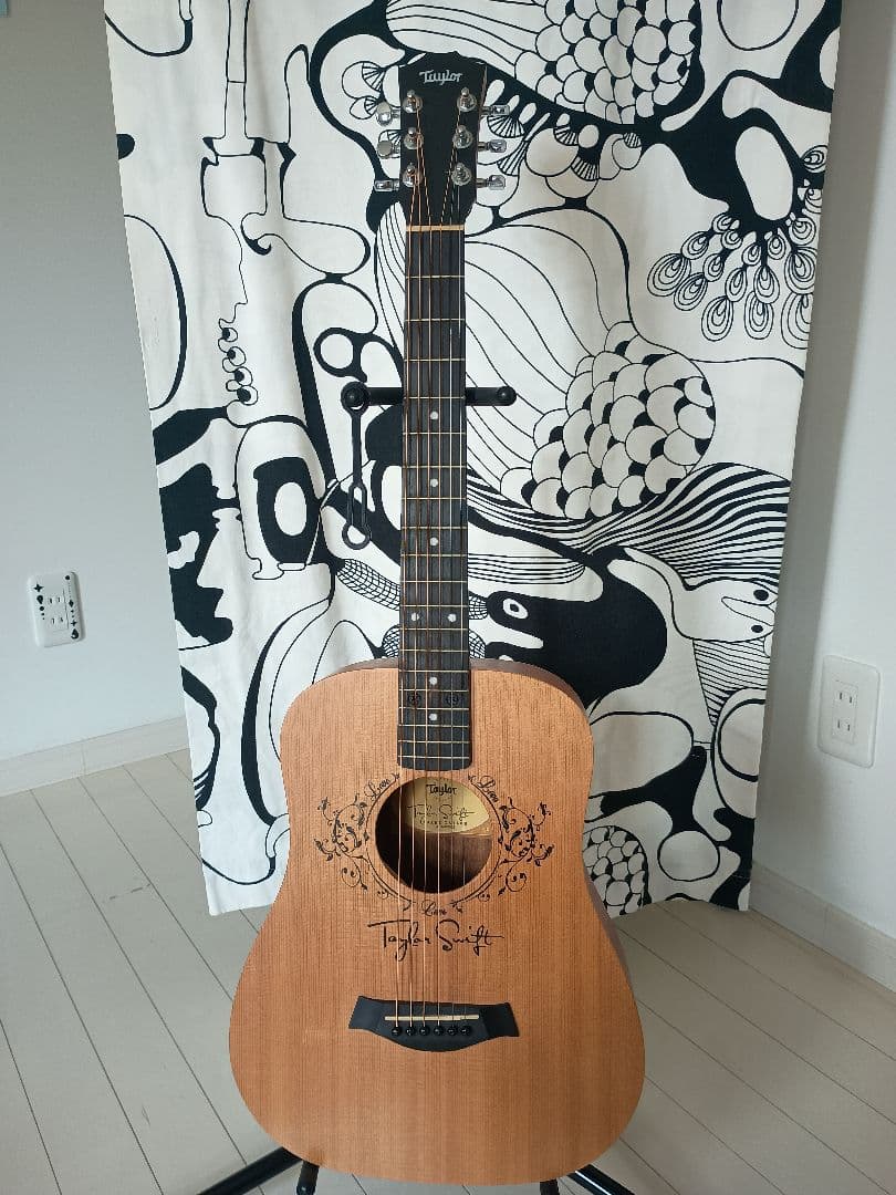 Taylor Swift サイン入り Baby Taylor