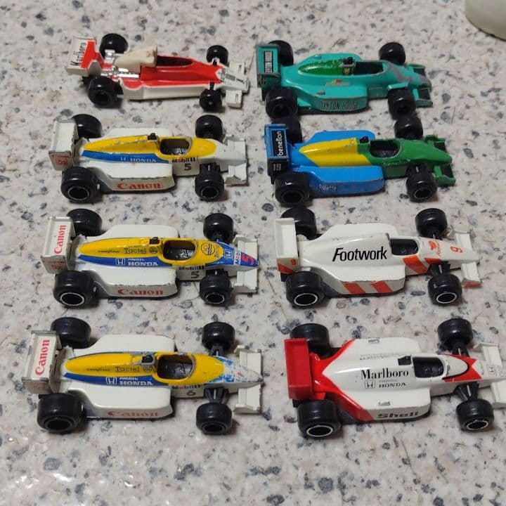 トミカ　F1シリーズ　８台　中古品