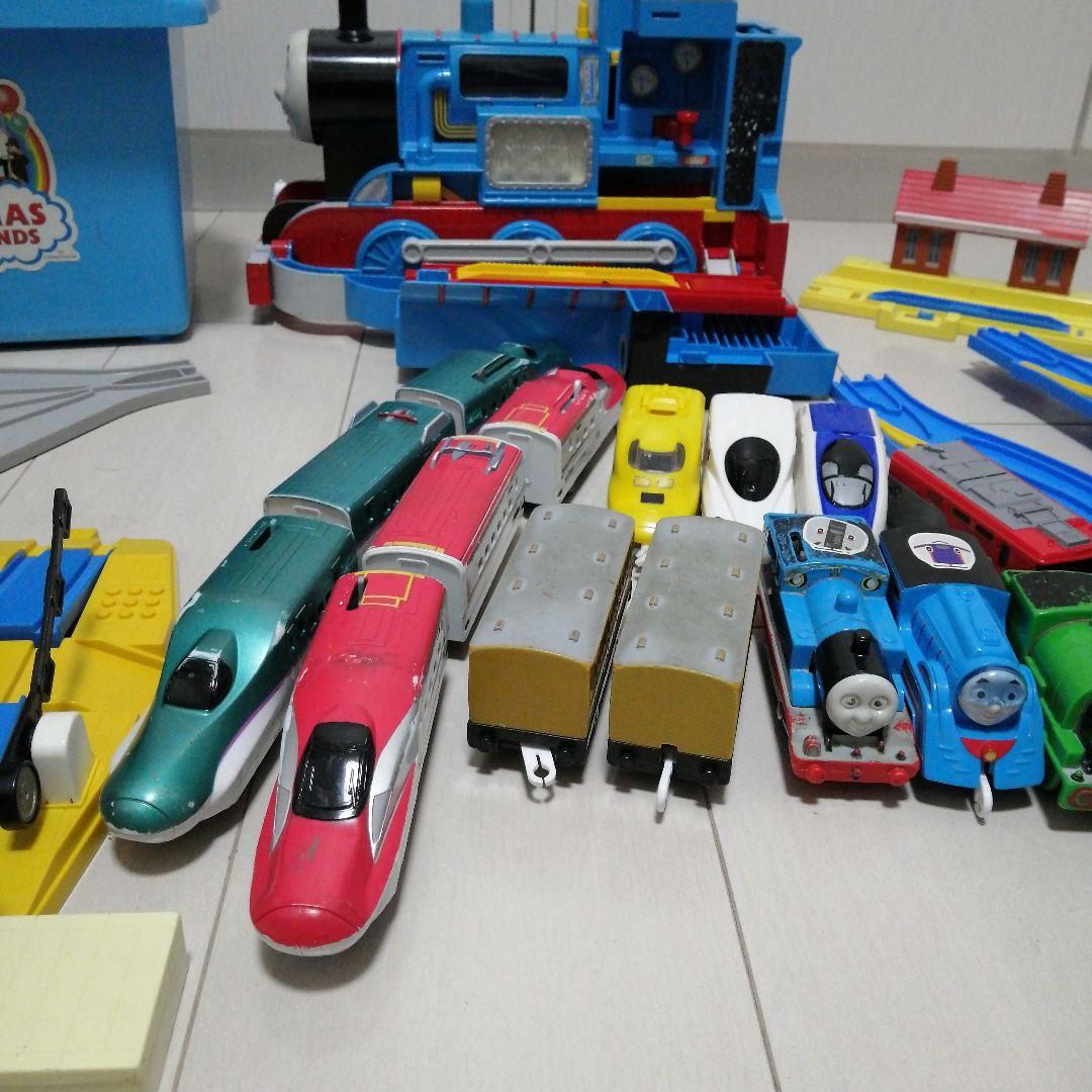 プラレール　まとめ売り　約１００点