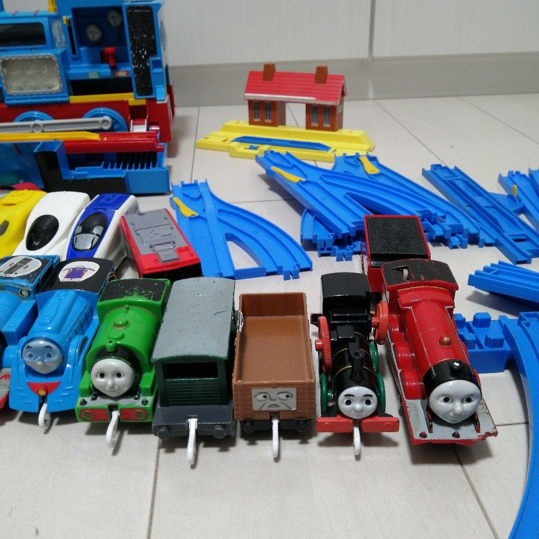 プラレール　まとめ売り　約１００点