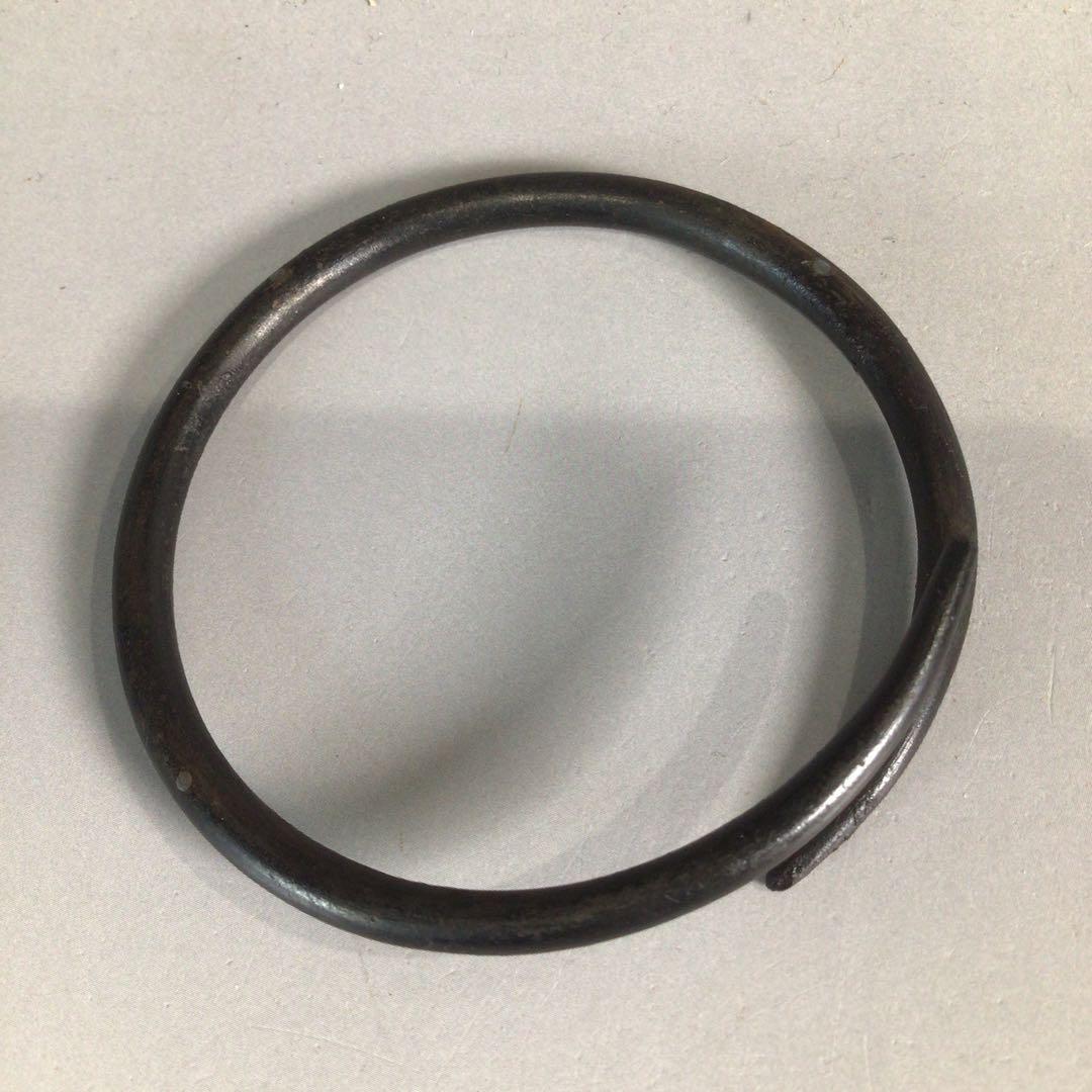 Ｐ３０１　釜釻　『釜師　山本閑浄造』『松葉象嵌』『釜鐶』　共箱　茶道具