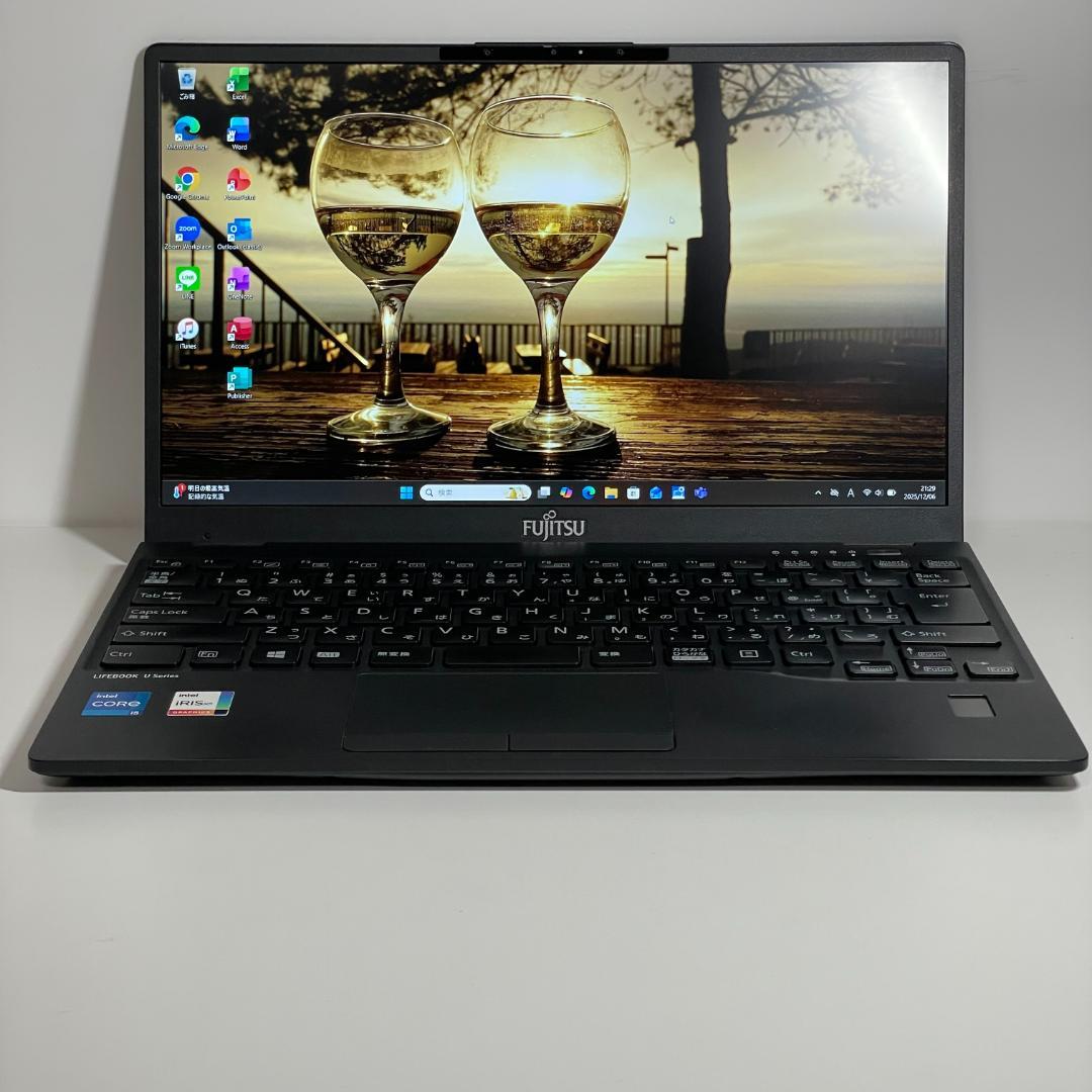 第11世代 富士通 LIFEBOOK U9311 win11 薄型軽量 SSD