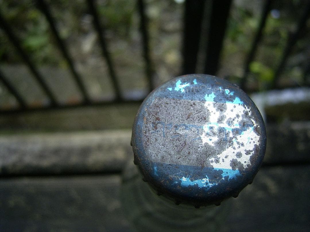 多分、世界にただ１本（４０年前のリビアで売っていた水）