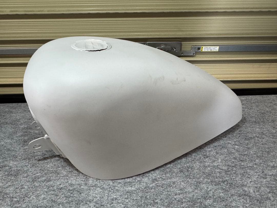 xlh883 レプリカガスタンク　右コック　スポーツスター　xl883