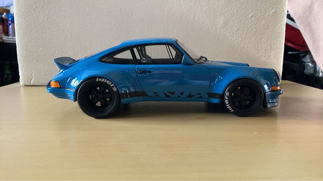 ポルシェ930ターボ　GTスピリット　1/18 12/9締