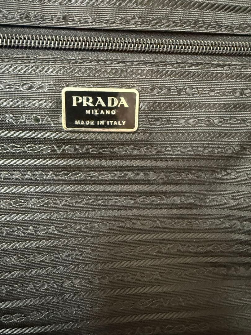 【正規品】プラダ PRADA キャリーケース 黒