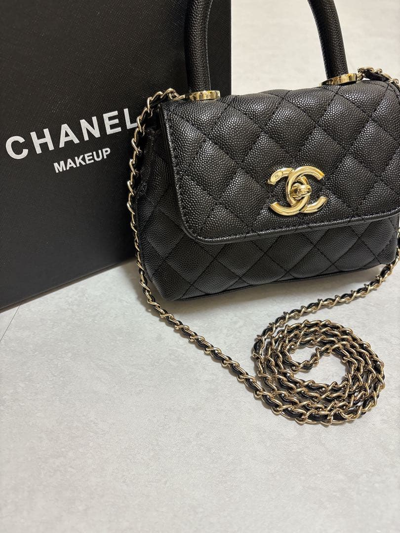 CHANEL VIPノベルティバッグ