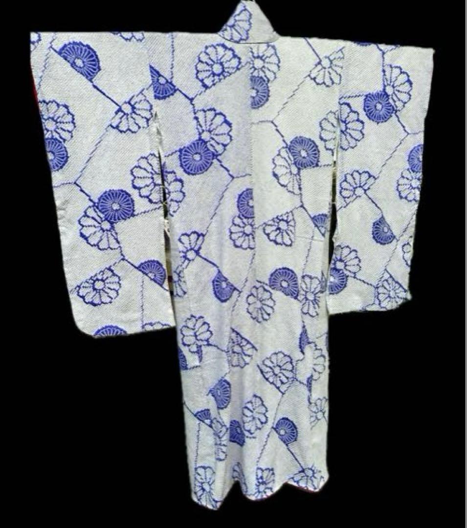 総絞り　振袖 白地に青紫の花柄　小振袖