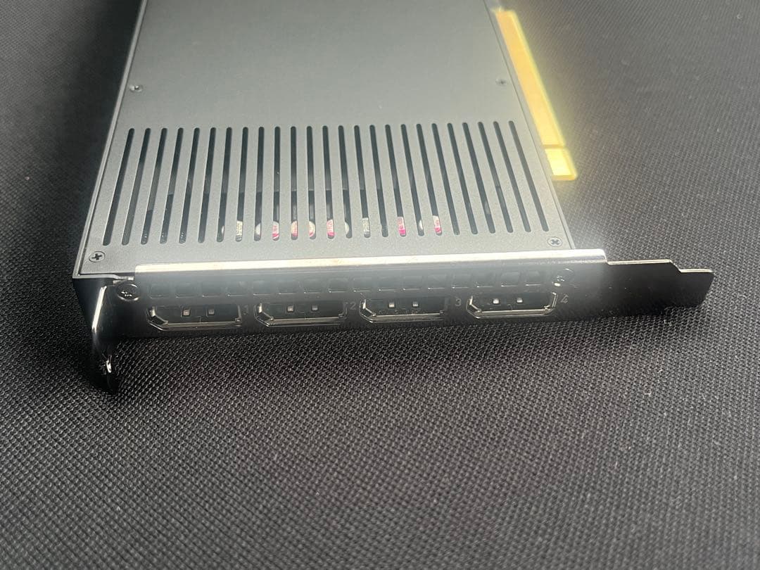 NVIDIA RTX A4000 グラフィックボード