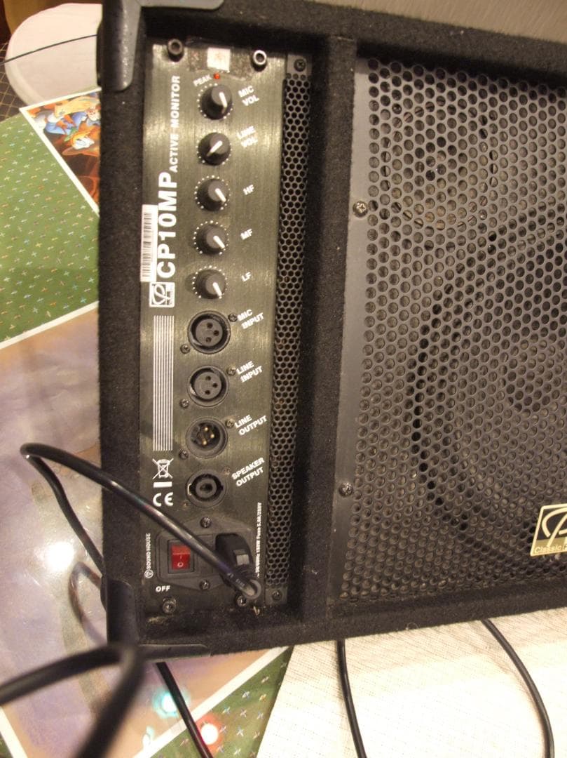 （２）Classic Pro クラシックプロ CP10MP パワードスピーカー