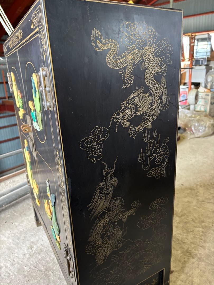 韓国 中国 唐木 螺鈿 象嵌 漆 キャビネット 箪笥 龍のデザイン