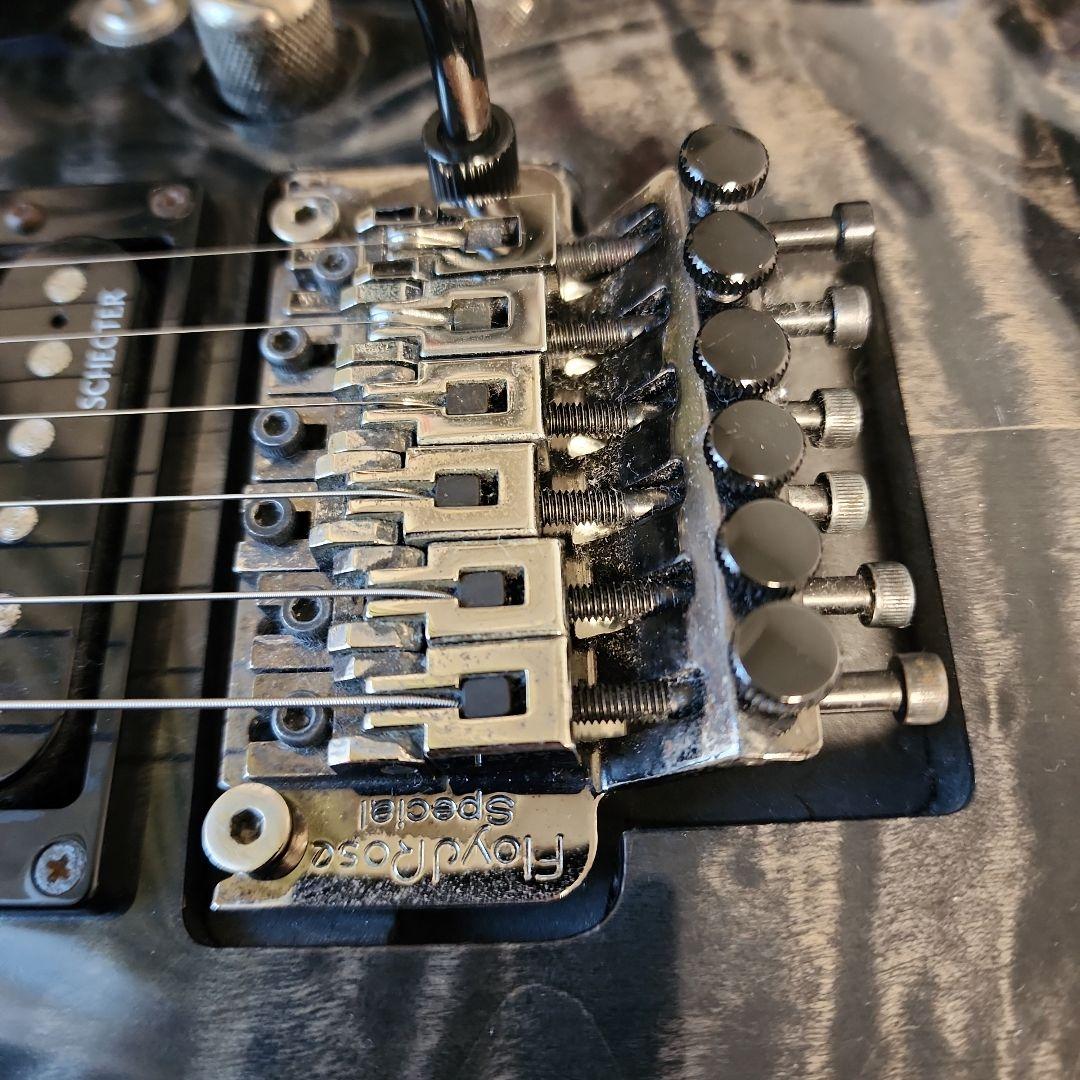 ギター Schecter Omen Extreme 6 FR Floyd Rose