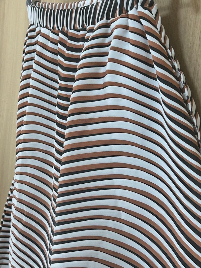 【希少】ISSEY MIYAKEイッセイミヤケ ウェービープリーツサルエルパンツ