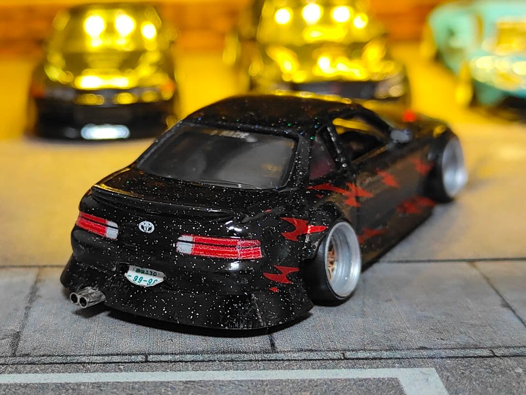 ホットウィールカスタム トヨタ ソアラ ドリ車 フルエアロ 深リム☆トミカ改造☆