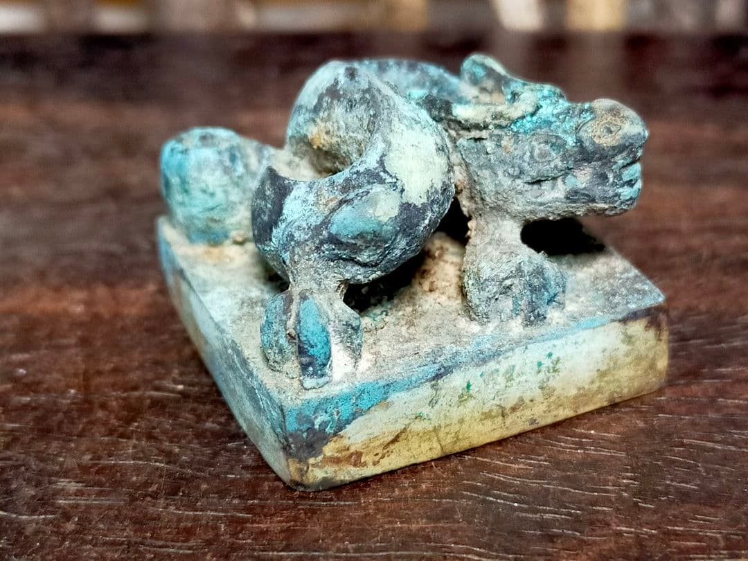 とても古い　中国　印鑑　箱付き　印　龍　はんこ　篆刻　骨董　古玩