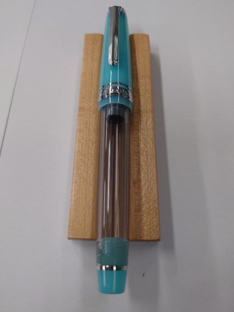 未使用　セーラー万年筆　海外モデル 万葉ペン「Moss」プロギアスリム インク付