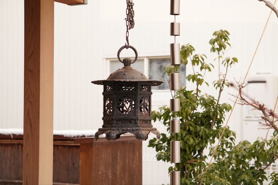 吊り灯籠　蝉つき　　アンティーク　雑貨　骨董　吊灯籠　灯り　照明　庭　インテリア