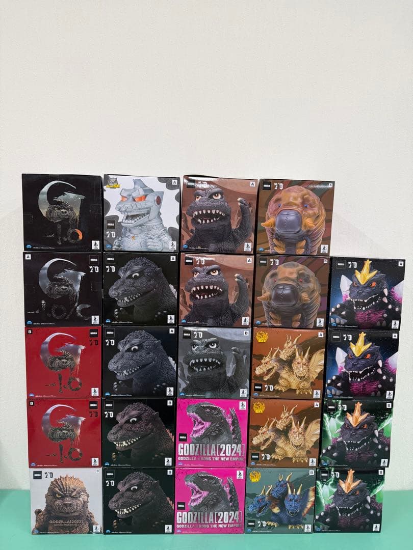 ゴジラ　鎮座獣　24点まとめ売り　東宝怪獣シリーズ　フィギュア