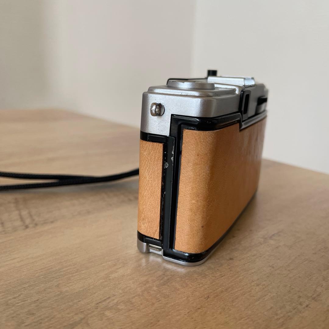 ハーフ フィルムカメラ OLYMPUS-PEN EE-3