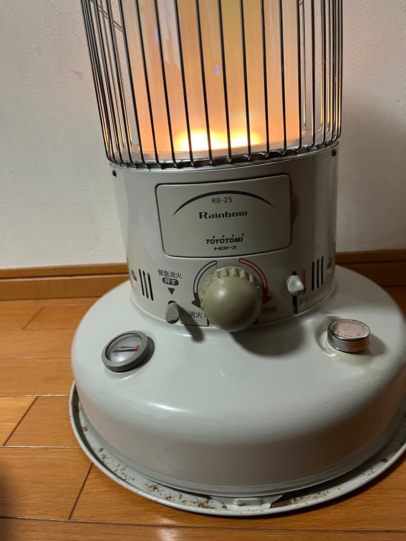 TOYOTOMI　トヨトミ石油ストーブ　レインボー　Rainbow RB-25