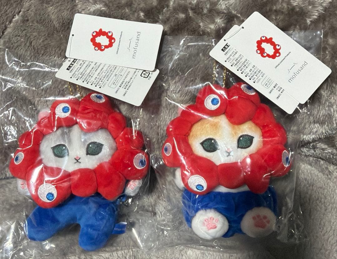 ミャクミャク　モフサンド　ぬいぐるみマスコット