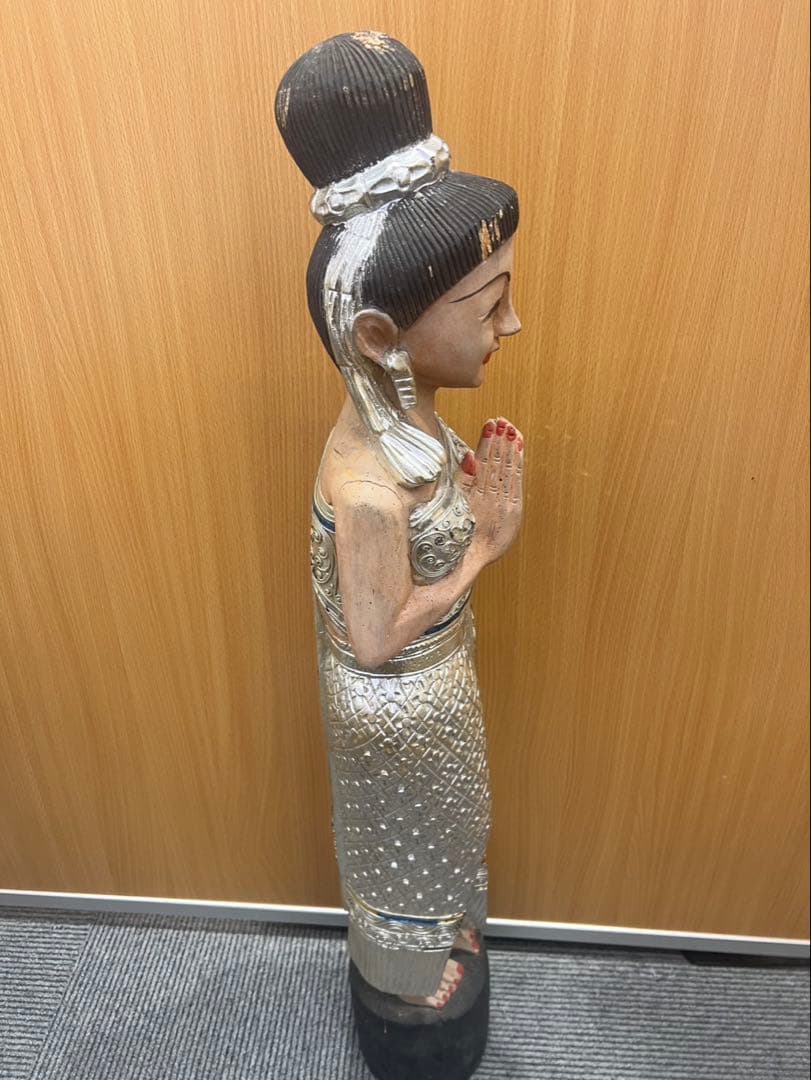 タイ 木彫り 民族衣装の女性像 置物 サワディー人形　2体セット