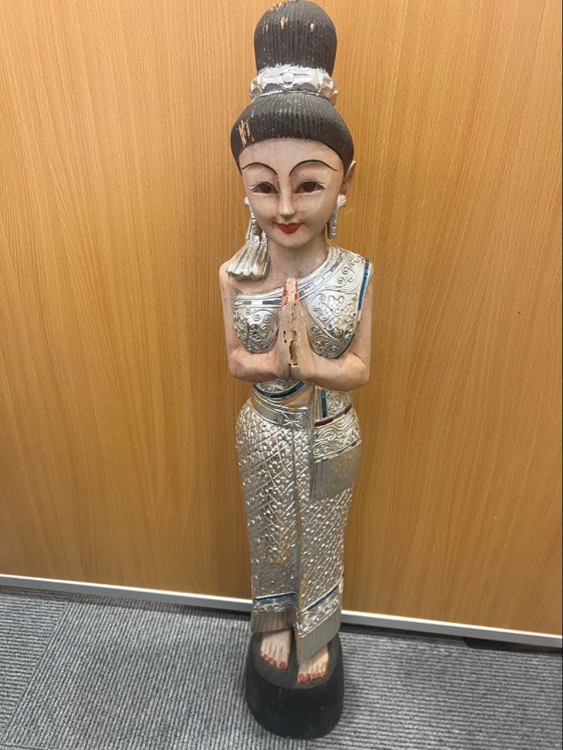 タイ 木彫り 民族衣装の女性像 置物 サワディー人形　2体セット