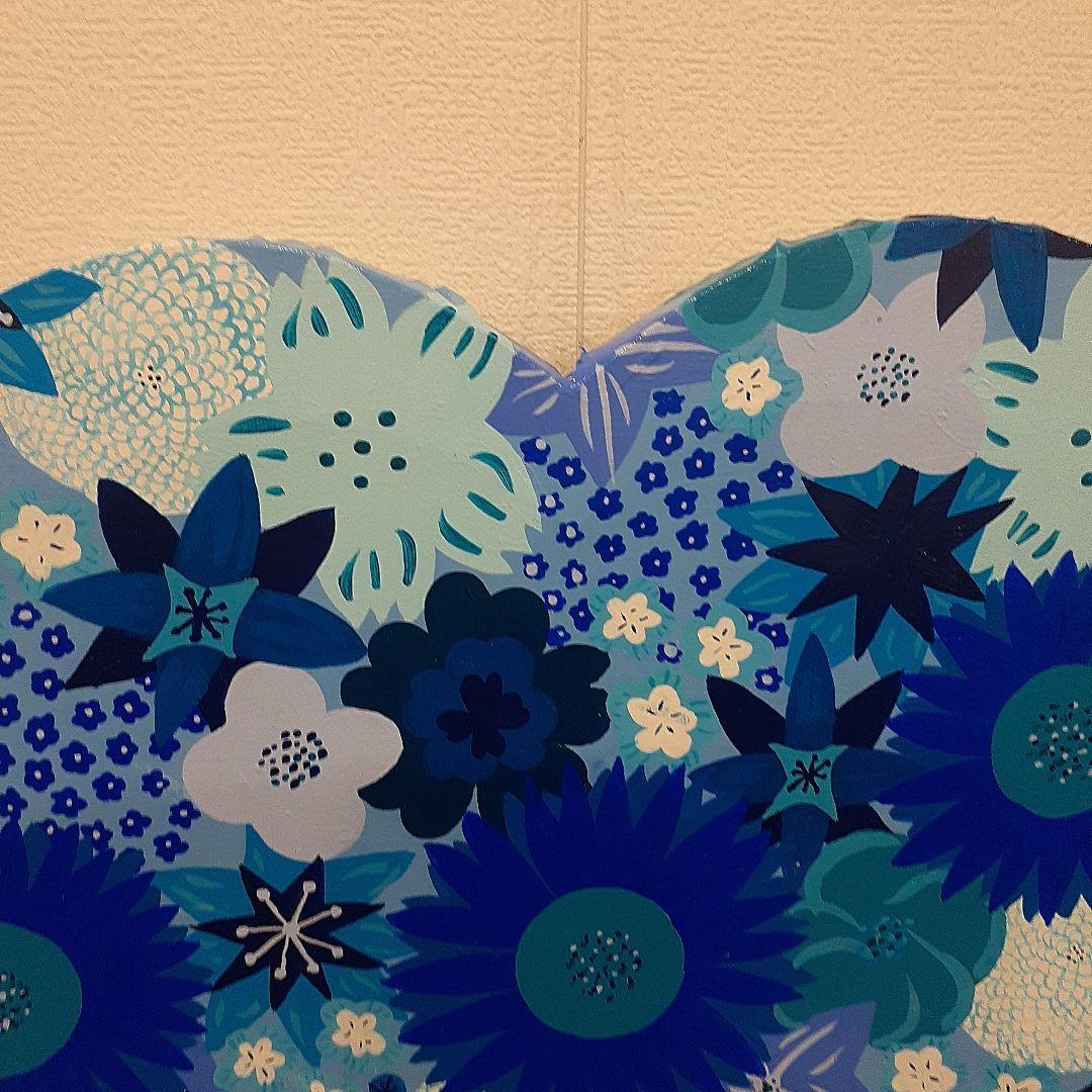 ハート型 青い花だらけのハートの作品 画家　小楠アキコ作品　40×40cm