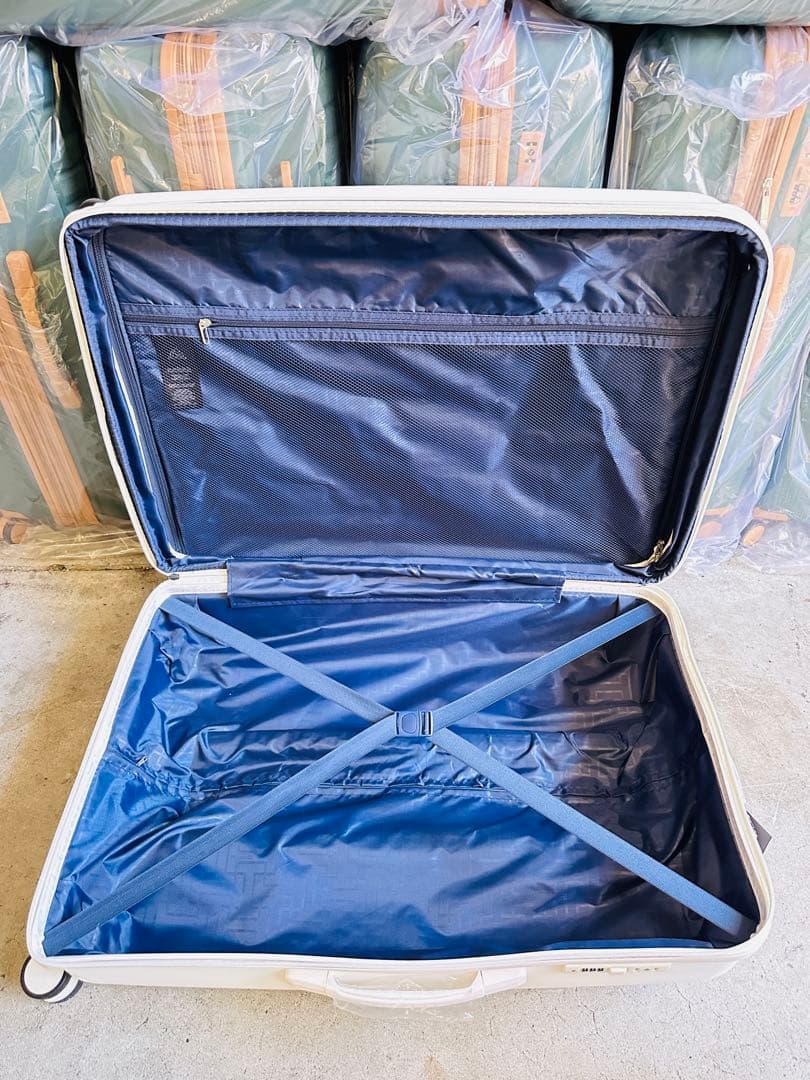 数量限定　ホワイトキャリーケース 3点セット