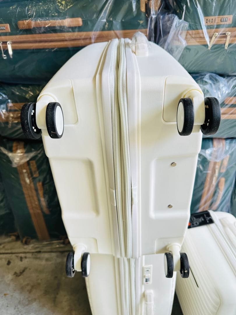 数量限定　ホワイトキャリーケース 3点セット