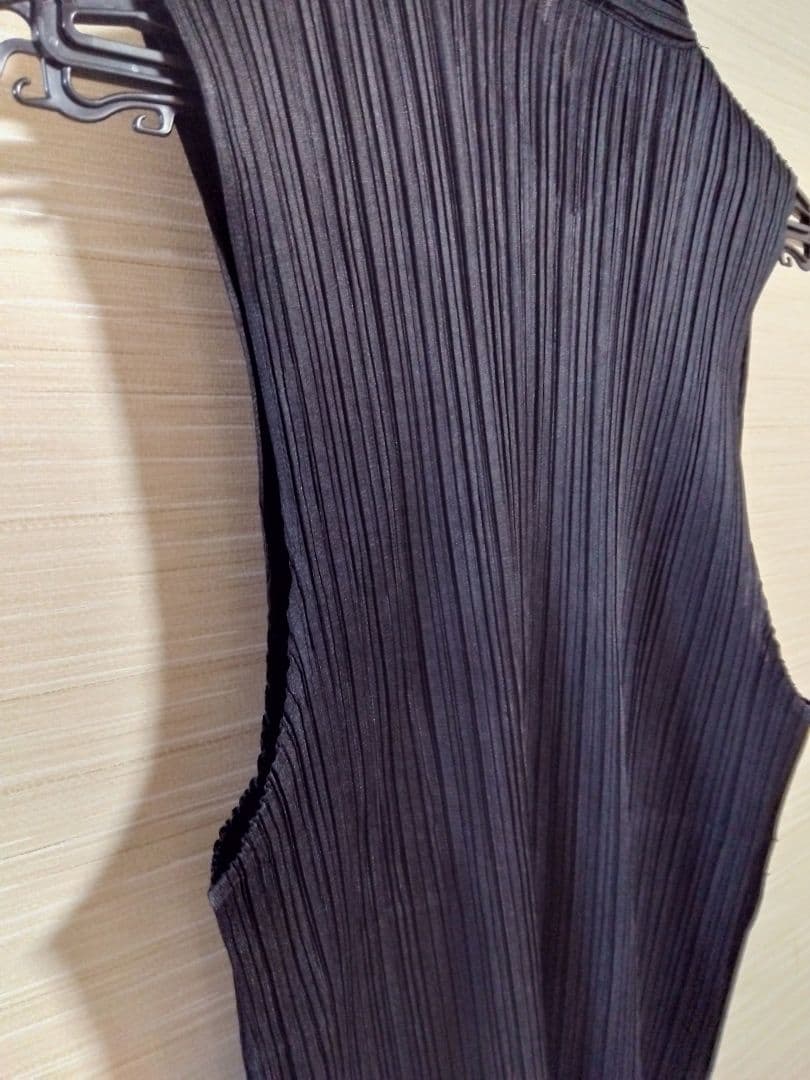 ★PLEATS PLEASE★プリーツプリーズ 黒 Wジッパー ポケット2つ