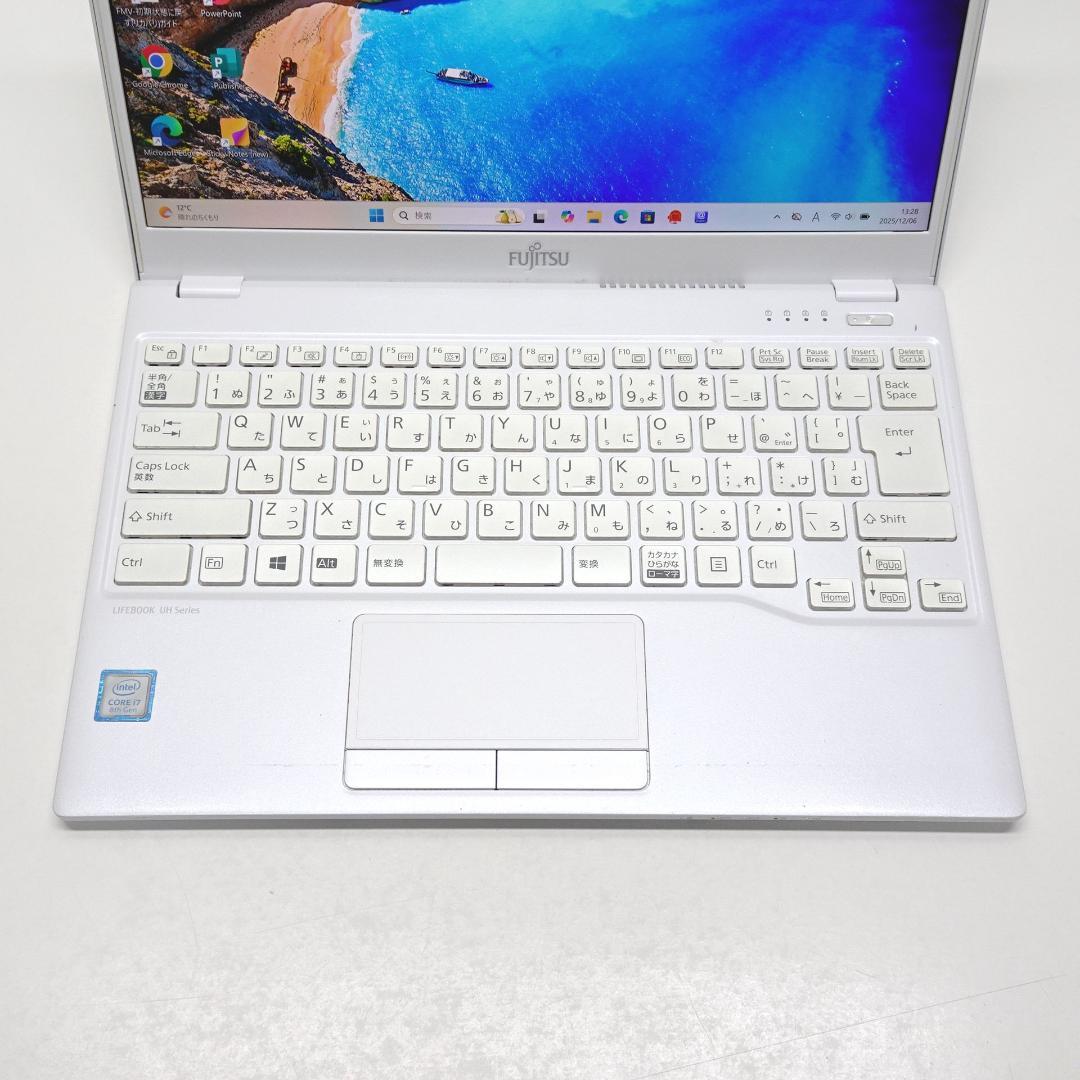 富士通 UH90/D3 i7 8G SSD512G 13.3in FHD 超軽量