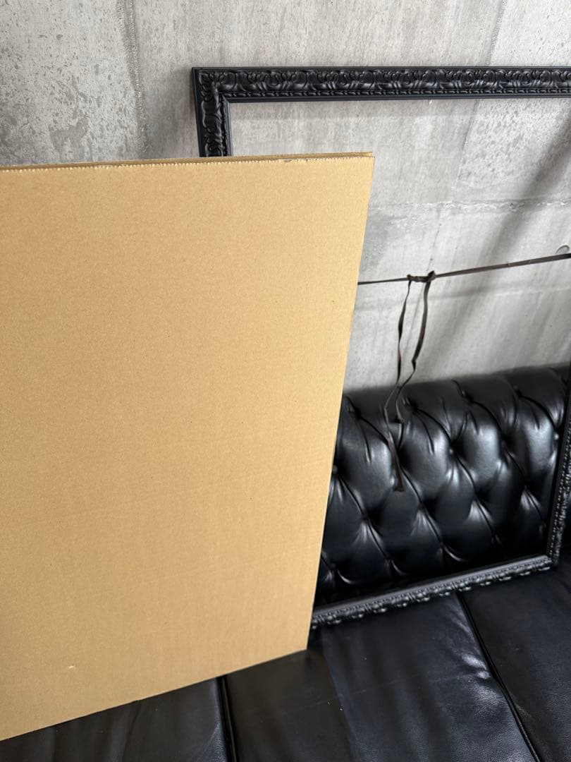 絵　ポスターアンティーク大きい額縁Ａ１ 黒い装飾的な写真額縁