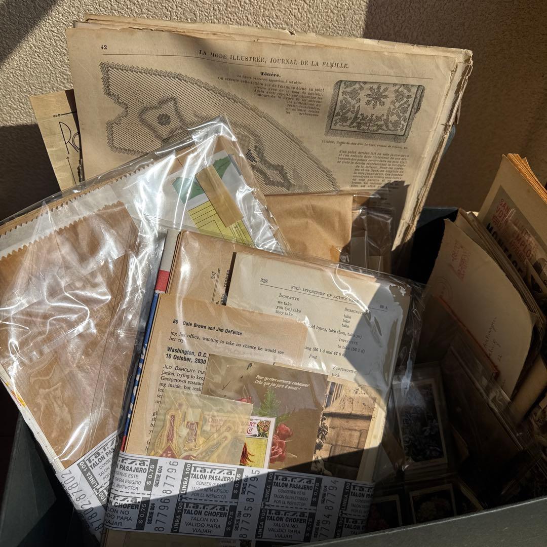 【超大容量】ヴィンテージ紙もの３キロ分