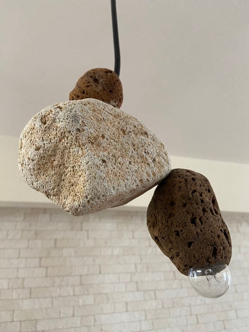 more light (モアライト) light years(ライトイヤーズ)