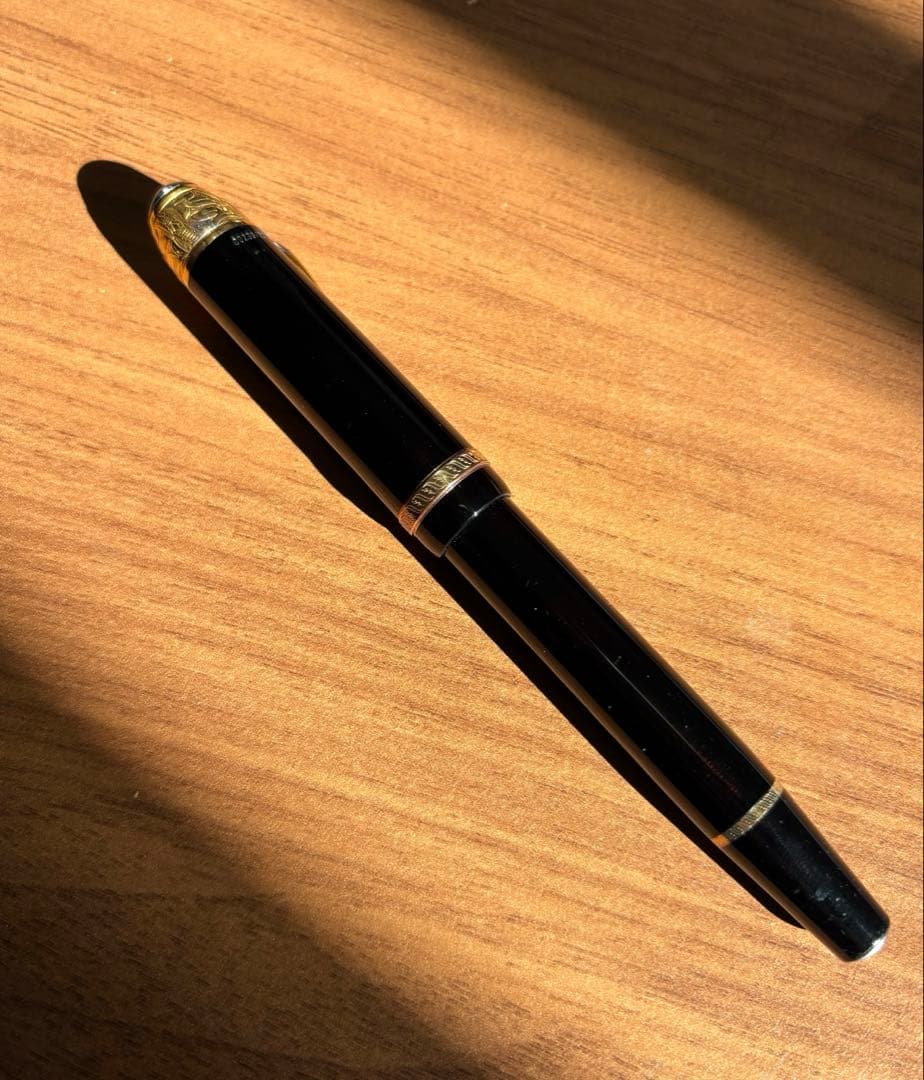 モンブラン　Voltaire ボルテール　万年筆　限定20000本　K18