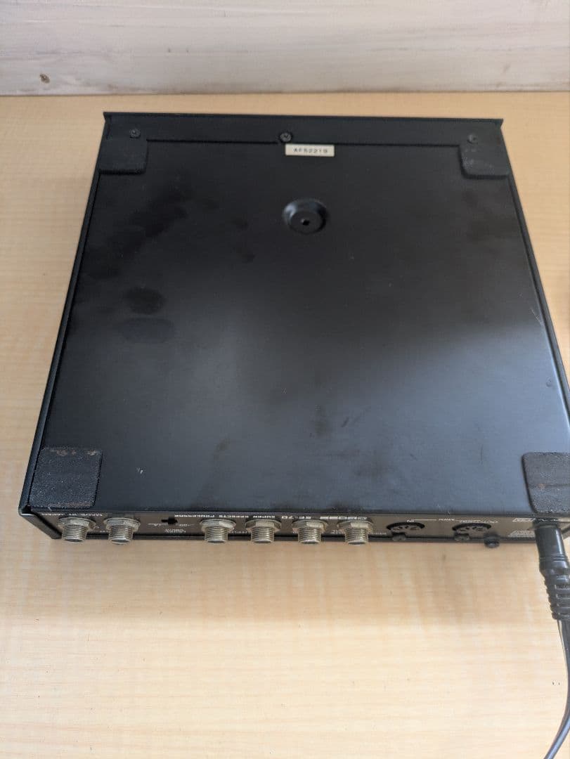 BOSS SE-70 スーパーエフェクトプロセッサー　アダプター付き