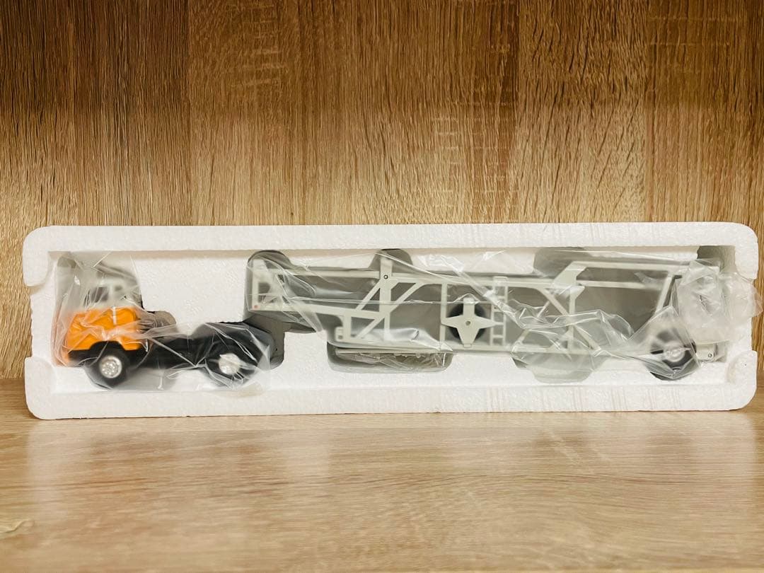 【新品・最終価格】トミカリミテッドヴィンテージネオ 日野 カートランスポーター