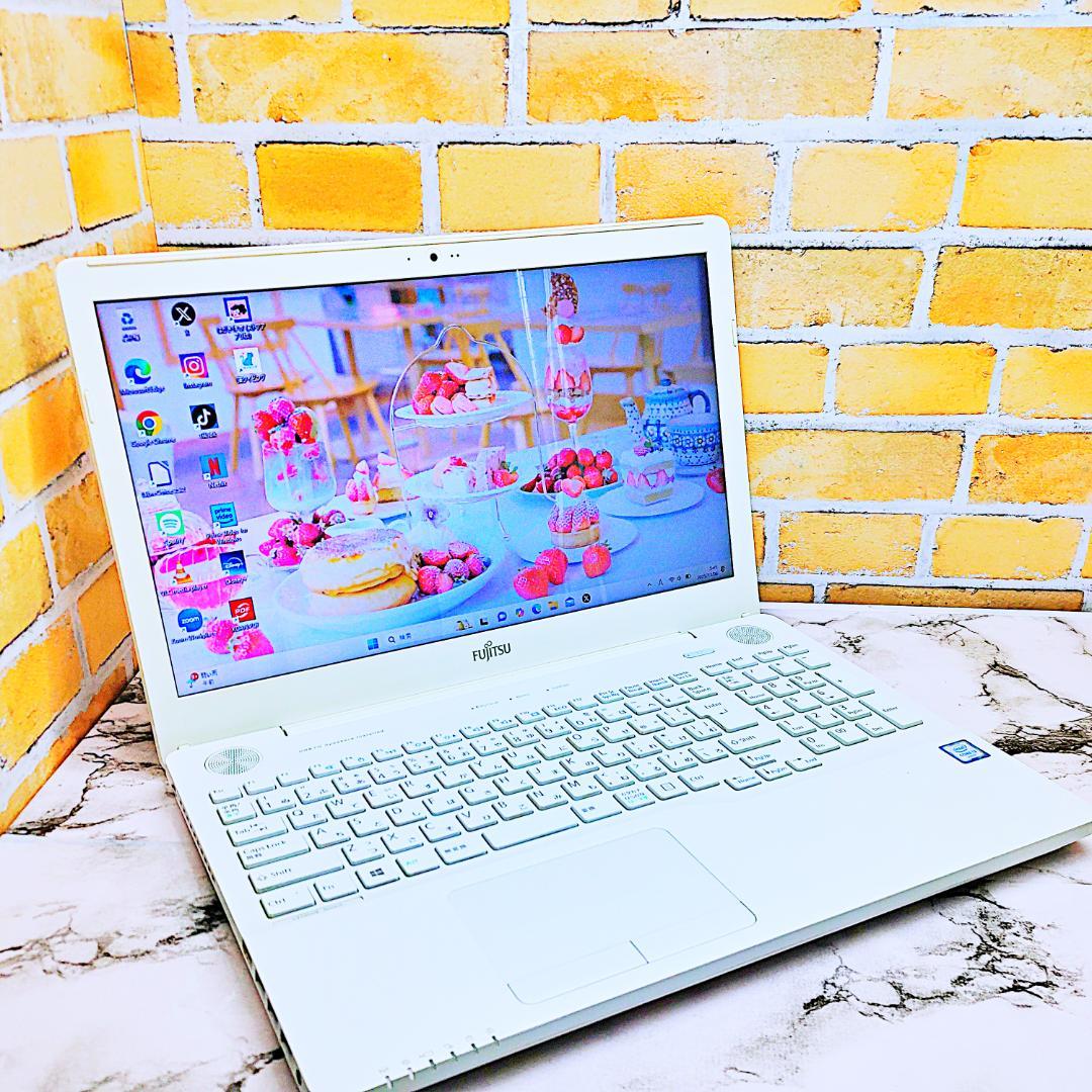 美品❣️高性能i3搭載ノートパソコン❤️爆速SSD❤️メモリ16G✨ハイスぺ☘️