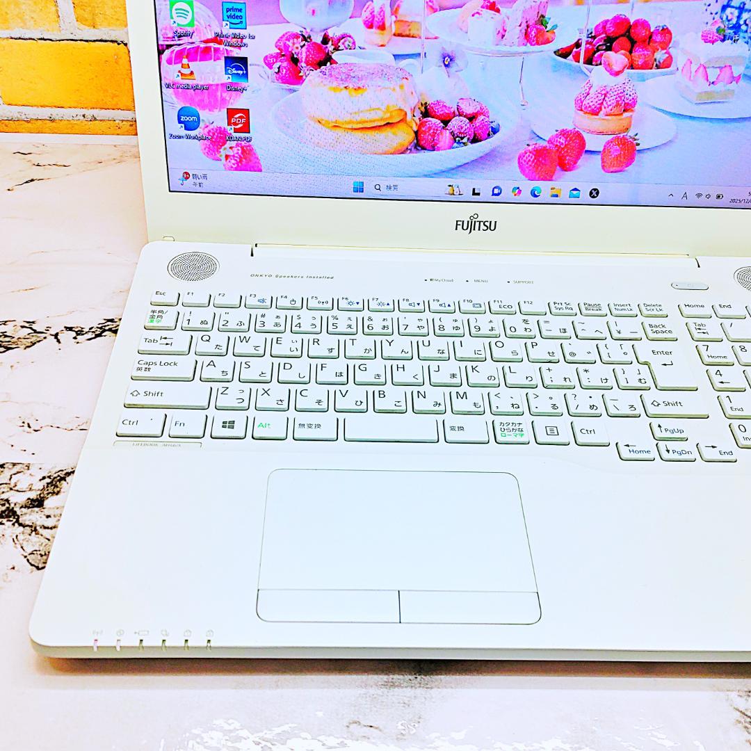 美品❣️高性能i3搭載ノートパソコン❤️爆速SSD❤️メモリ16G✨ハイスぺ☘️