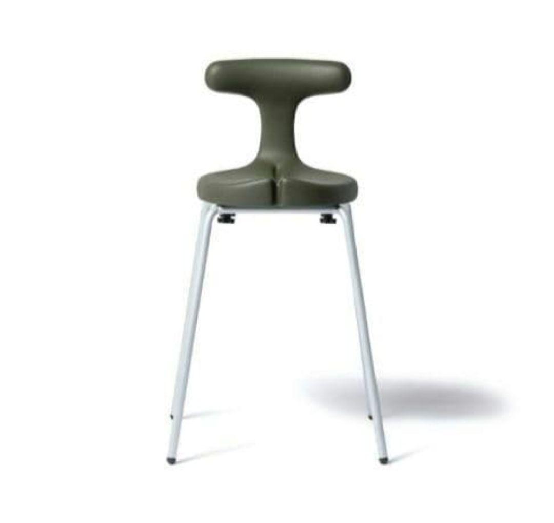 【新品未使用】アーユルチェア x HUMAN MADE コラボ　オリーブドラブ