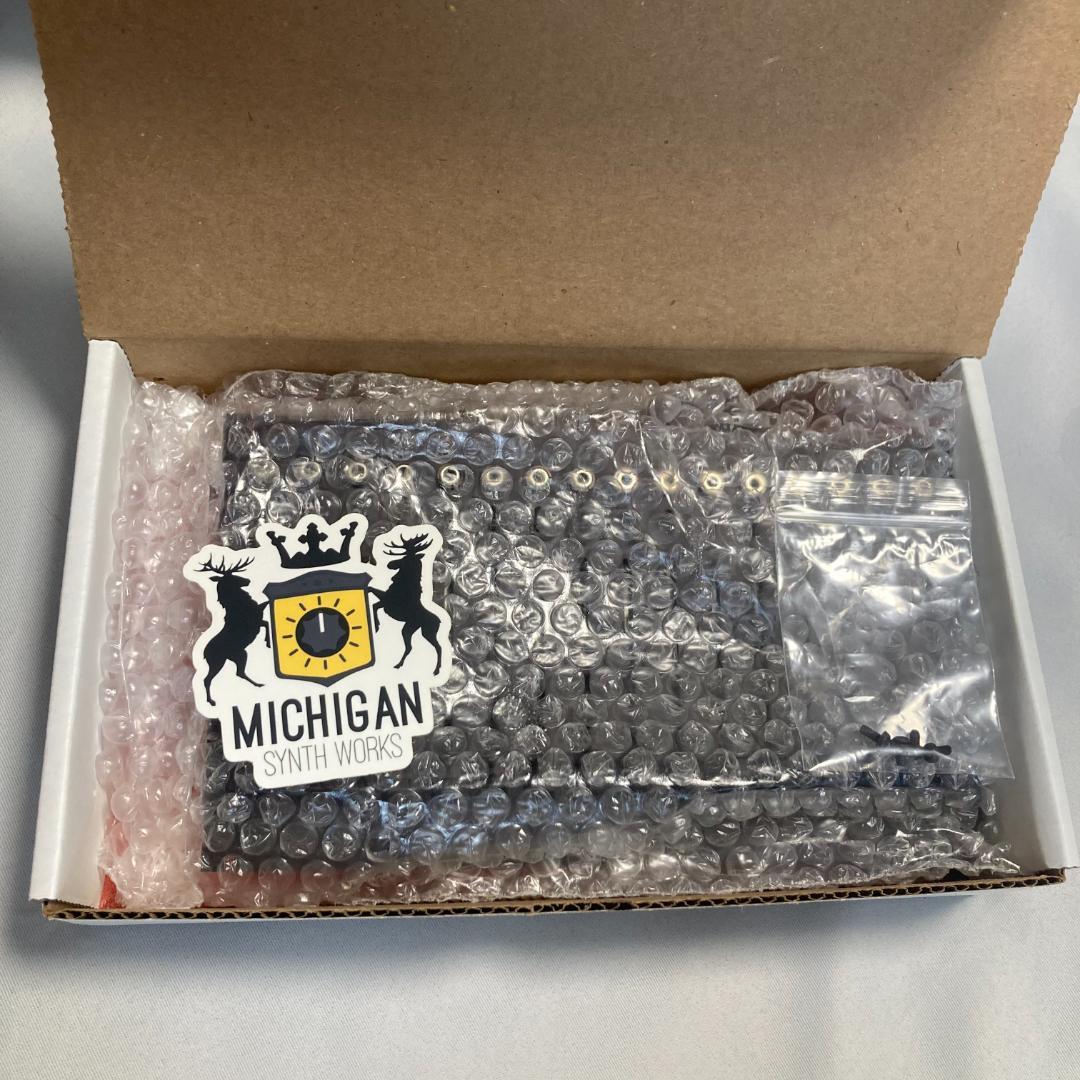 Michigan Synth Works/XVI Euro16 モジュラーシンセ