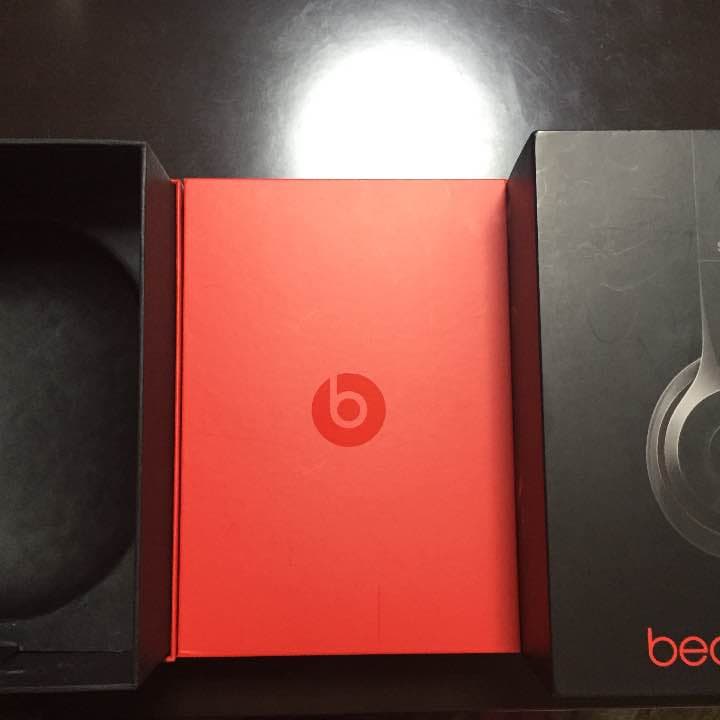 beats solo2 ビーツソロ2 ヘッドフォン ☆値段交渉受付☆